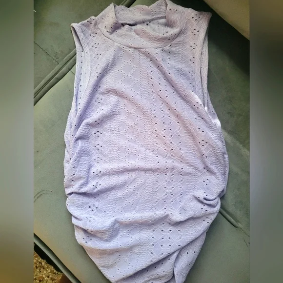 Top - Picture 1 of 1